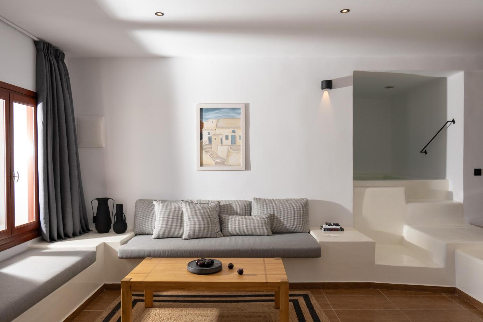 Splendour Hotel And Suites Фиростефани Экстерьер фото